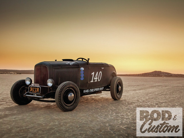 Vintage car desert sunset sky free wallpaper for desktop - medium preview image