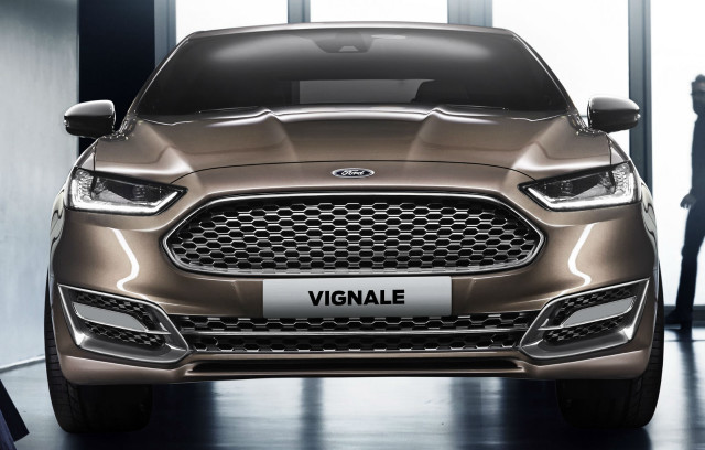 Car closeup room person background free wallpaper for desktop - medium preview image