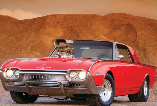 Red car cat hood desert free wallpaper for desktop - medium preview image