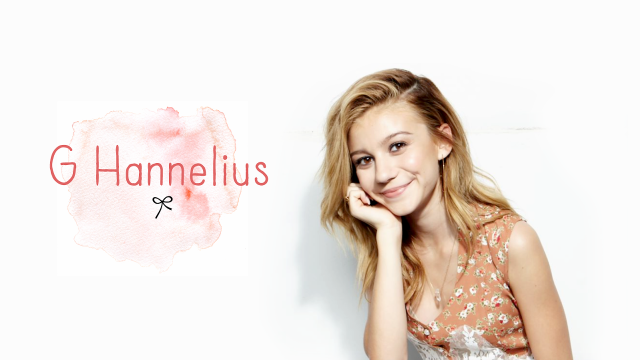 Woman posing hand on face free wallpaper for desktop - medium preview image