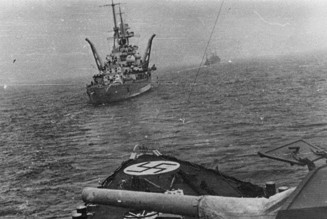 Large boat ocean small boat #2 free wallpaper for desktop - medium preview image