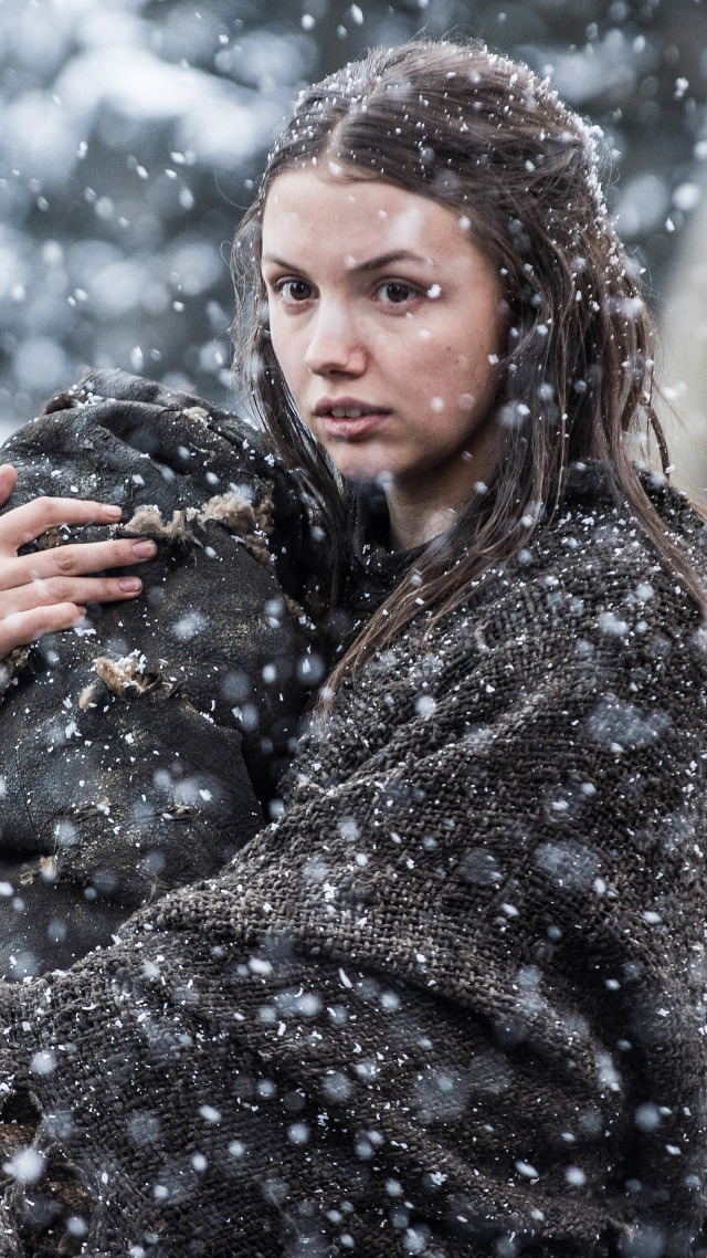 Woman coat snow aurora star free wallpaper for mobile - medium preview image