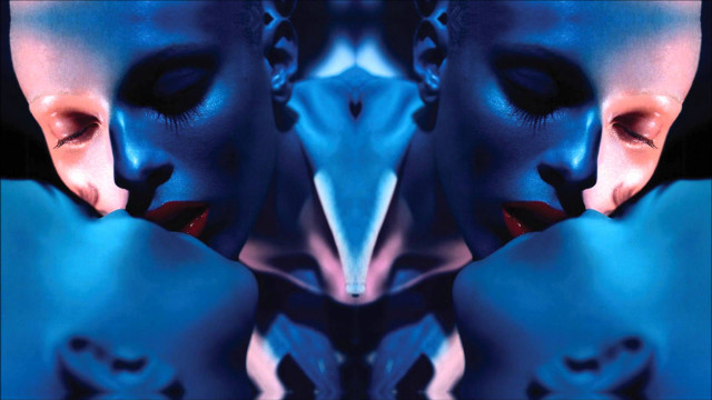 Woman blue makeup blue bird free wallpaper for desktop - medium preview image