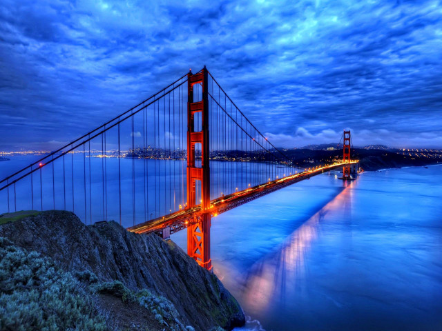 Golden gate bridge night sky free wallpaper for desktop - medium preview image