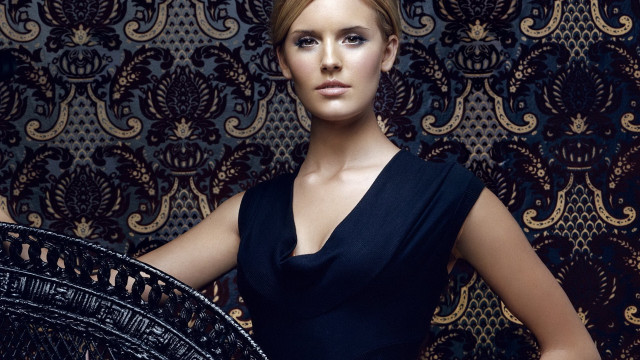 Woman black dress fan wallpaper free wallpaper for desktop - medium preview image