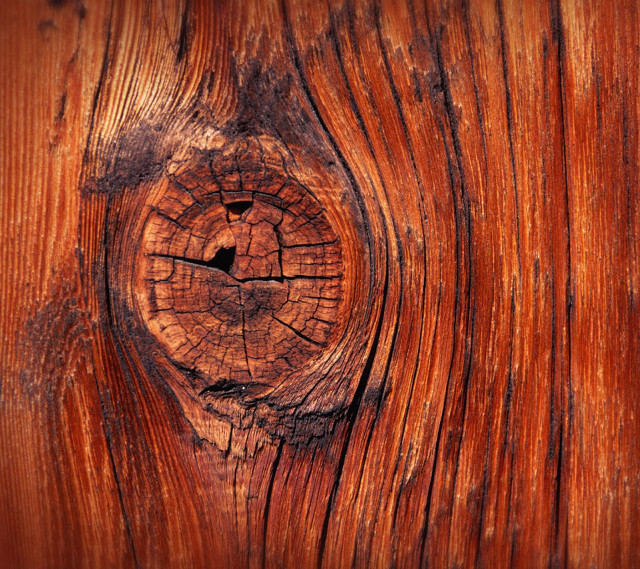 Wood texture hole middle image free wallpaper for tablet - medium preview image