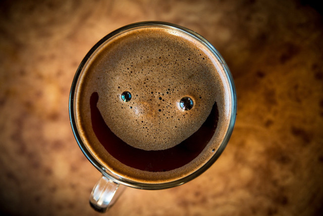 Coffee smiley face cup drawn free wallpaper for desktop - medium preview image