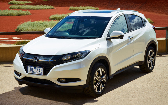 White honda hrv road fence free wallpaper for desktop - medium preview image