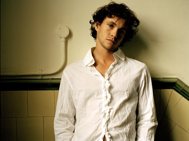 Man bathroom shower white shirt free wallpaper for desktop - medium preview image