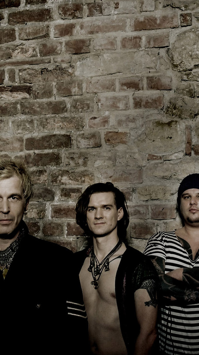 Men group brick wall clock #2 free wallpaper for mobile - medium preview image