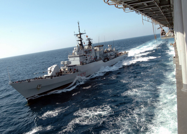 Large ship ocean bridge smaller free wallpaper for desktop - medium preview image