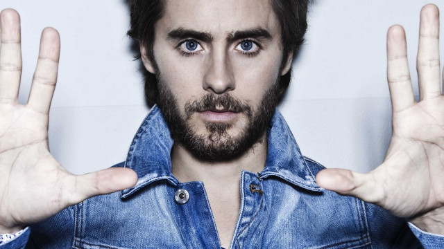 Man beard blue shirt hands free wallpaper for desktop - medium preview image