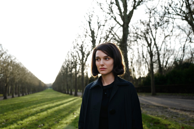 Woman park trees path grass free wallpaper for desktop - medium preview image