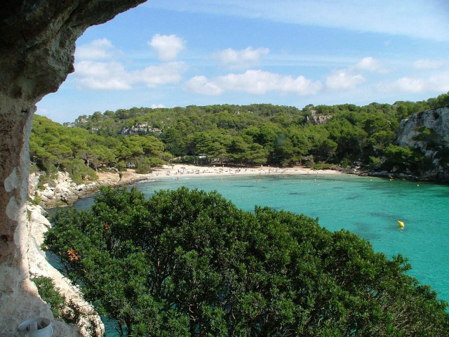 Beach view cave woods nature free wallpaper for desktop - medium preview image