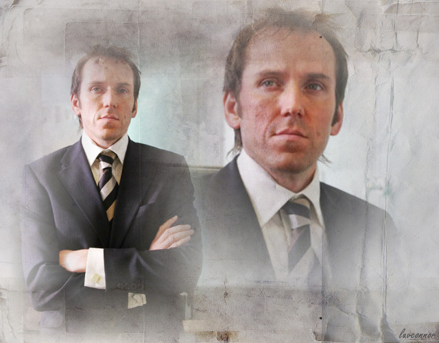 Man suit tie arms crossed #2 free wallpaper for desktop - medium preview image