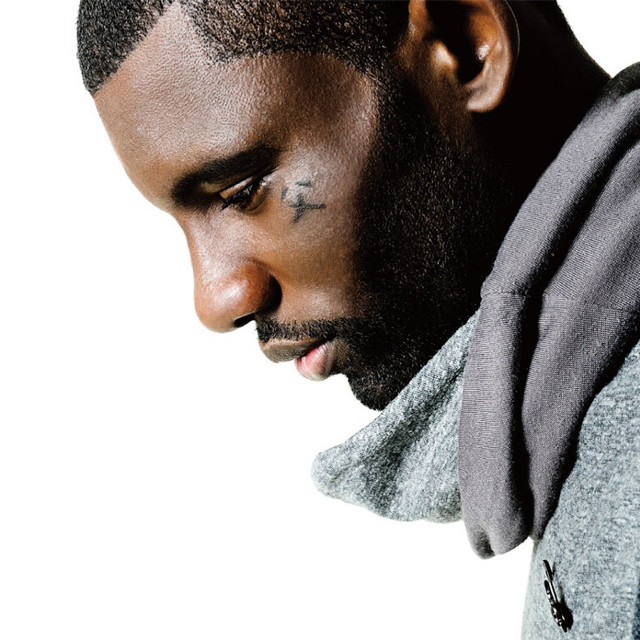 Man tattoo face cellphone hoodie free wallpaper for tablet - medium preview image