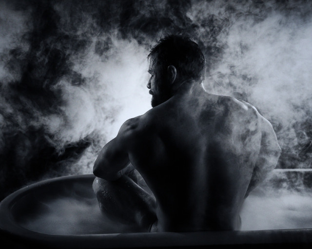 Man bathtub steam blackwhite fog free wallpaper for desktop - medium preview image