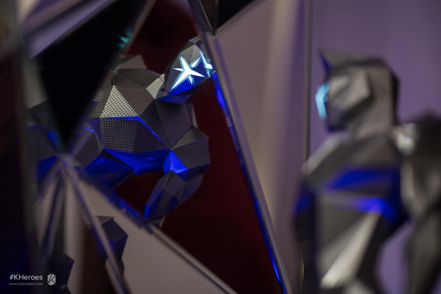 Mirror blue light reflection image free wallpaper for desktop - medium preview image