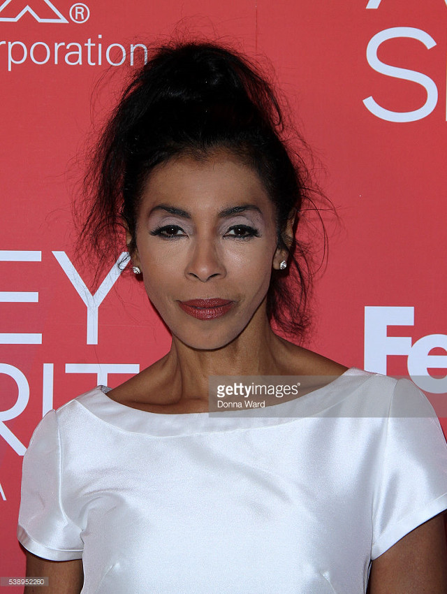 Fashion awards 2013 red carpet free wallpaper for mobile - medium preview image