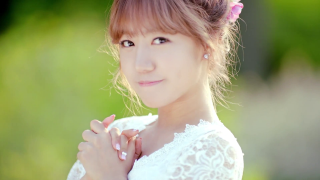 Woman flower hair white dress #5 free wallpaper for desktop - medium preview image