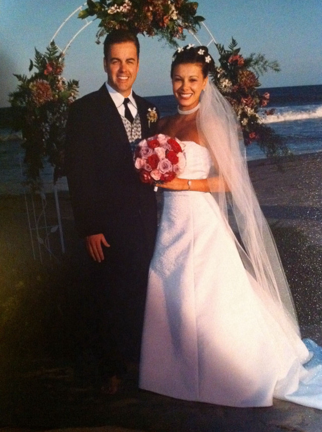 Beach wedding arch blue sky free wallpaper for mobile - medium preview image