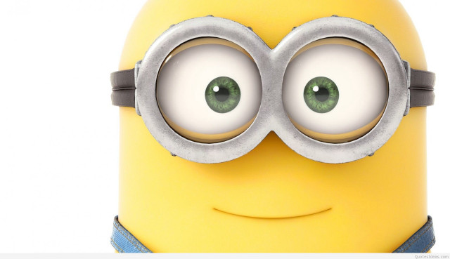 Minion big eyes smirk close free wallpaper for desktop - medium preview image