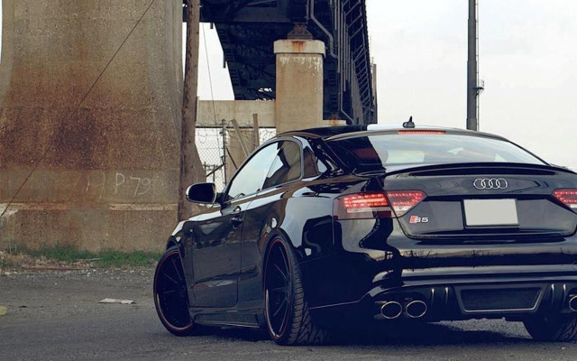 Black car parked bridge street free wallpaper for desktop - medium preview image