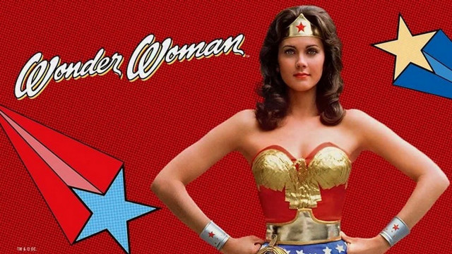 Wonder woman dee whitcomb feminist free wallpaper for desktop - medium preview image