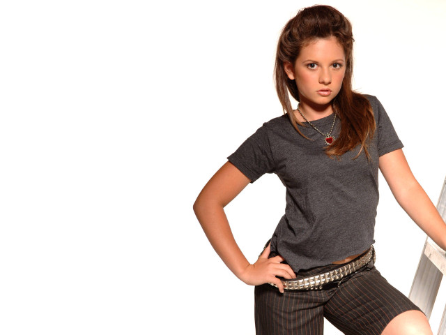 Woman ladder posing hands hips free wallpaper for desktop - medium preview image