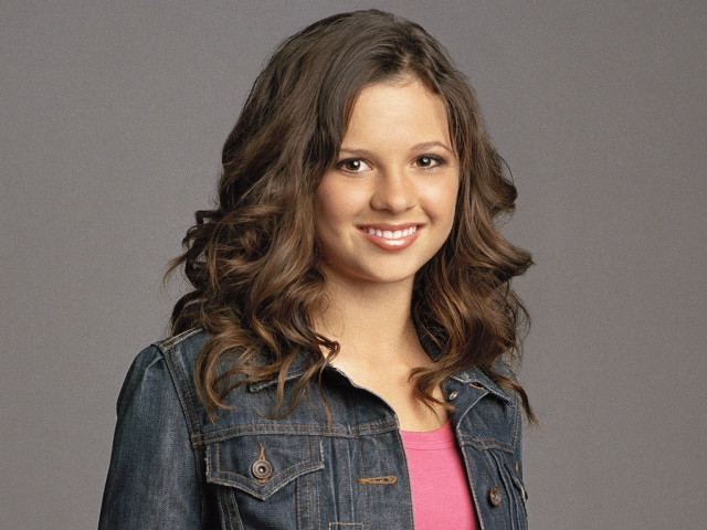 Woman jean jacket smile pink free wallpaper for desktop - medium preview image