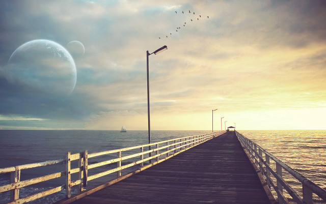 Pier light pole boat water free wallpaper for desktop - medium preview image