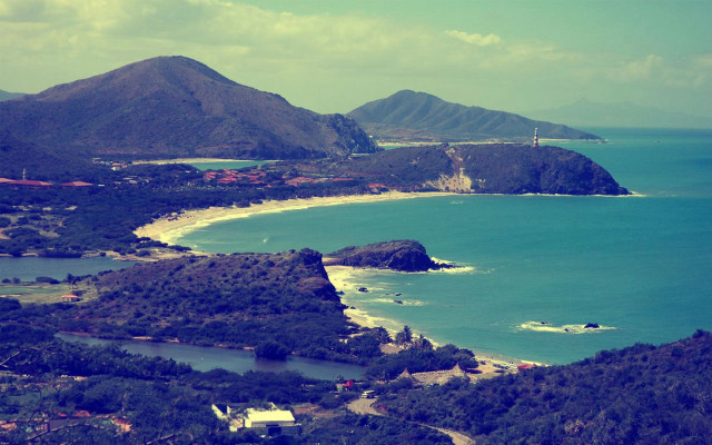 Beach view hilltop water scenery free wallpaper for desktop - medium preview image