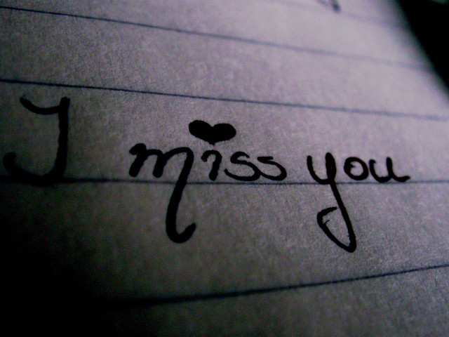 I miss you heart close free wallpaper for desktop - medium preview image