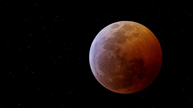 Blood moon stars dark background free wallpaper for desktop - medium preview image