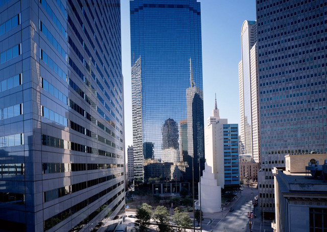 Tokyo cityscape skyscraper bridge rooftop free wallpaper for desktop - medium preview image