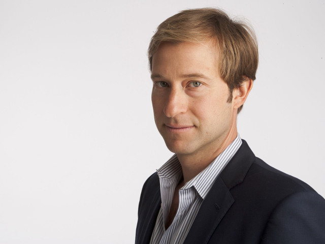 Man suit striped shirt white free wallpaper for desktop - medium preview image