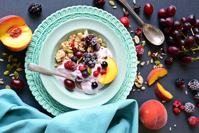 Fruit yogurt bowl spoon blue free wallpaper for desktop - medium preview image