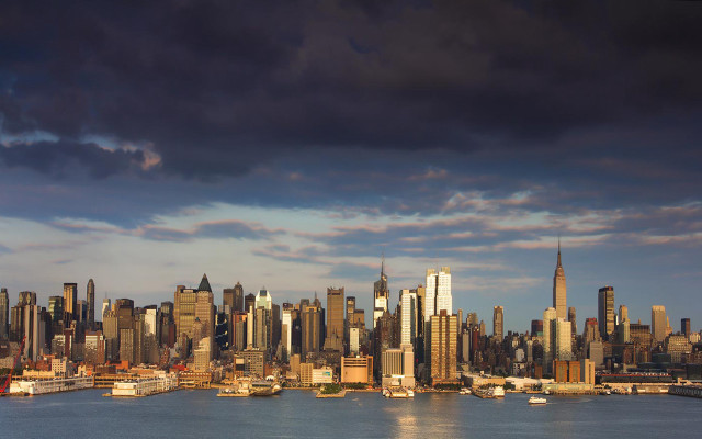 City skyline water cloudy boats #2 free wallpaper for desktop - medium preview image