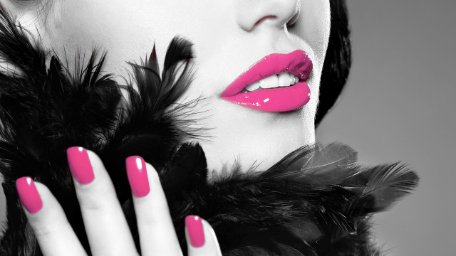 Woman pink black makeup feathers free wallpaper for desktop - medium preview image