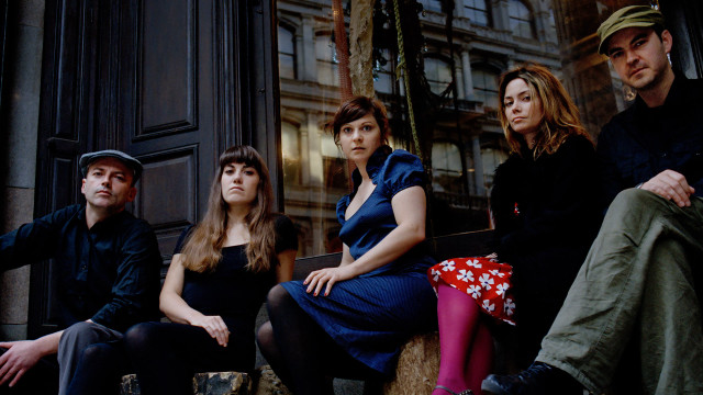 Group bench building clock sitting free wallpaper for desktop - medium preview image