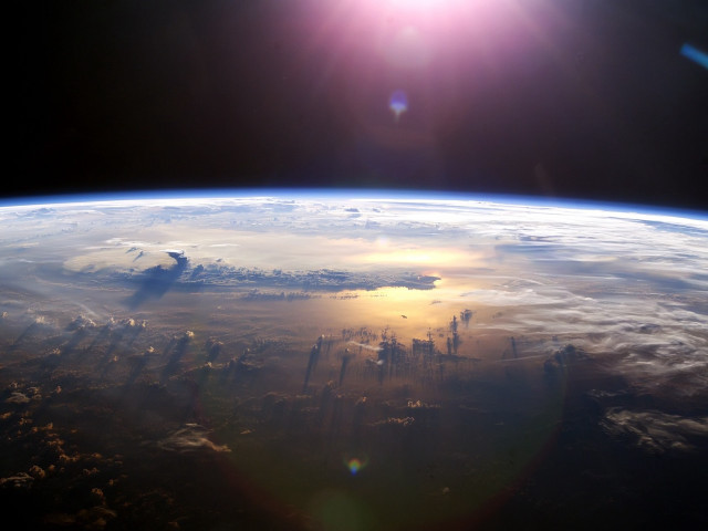 Sunshine earth space shuttles distance free wallpaper for desktop - medium preview image