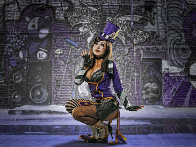 Woman costume cat stage purple free wallpaper for desktop - medium preview image