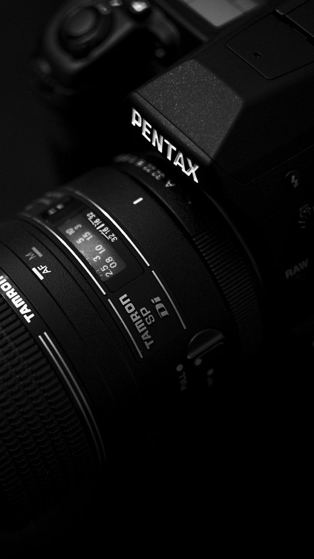 Camera lens pentax macro girl free wallpaper for mobile - medium preview image