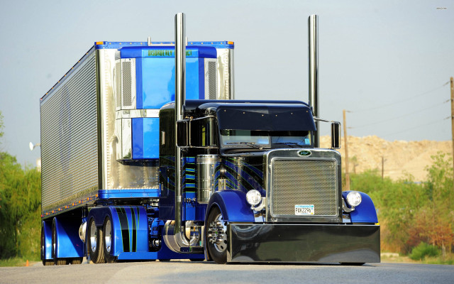 Blue semi truck large trailer #2 free wallpaper for desktop - medium preview image