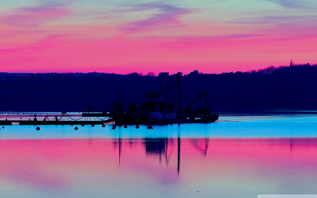 Boat sunset water pink blue free wallpaper for desktop - medium preview image