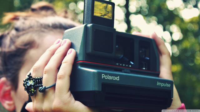 Woman camera head video face free wallpaper for desktop - medium preview image