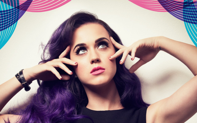 Purple haired woman pose popart free wallpaper for desktop - medium preview image