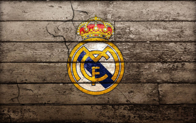 Wooden wall real madrid crest #3 free wallpaper for desktop - medium preview image