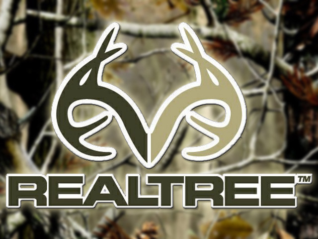 Realtree deer trees background logo free wallpaper for desktop - medium preview image