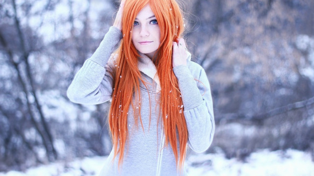 Red haired woman snow winter free wallpaper for desktop - medium preview image